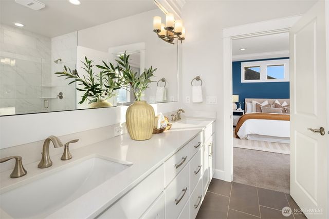 1335 Westridge Way NE, Issaquah, WA 98029