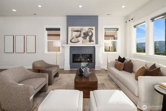 1335 Westridge Way NE, Issaquah, WA 98029