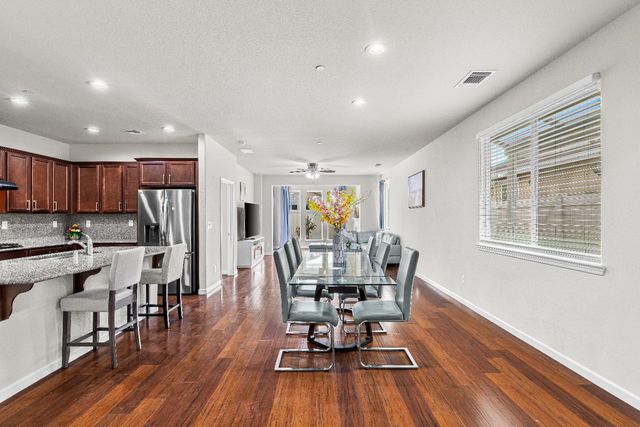 1644 Remington Oaks St, Manteca, CA 95336