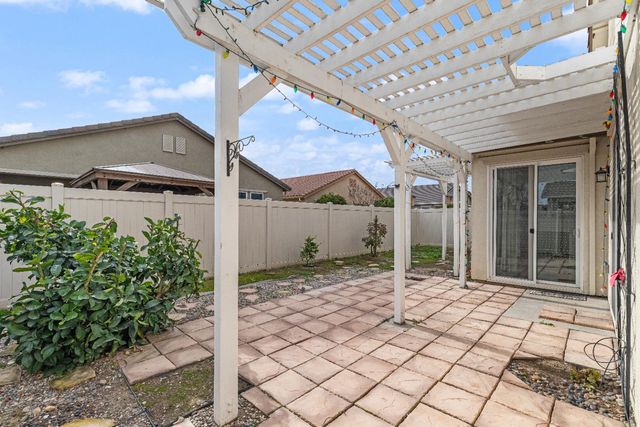 1644 Remington Oaks St, Manteca, CA 95336