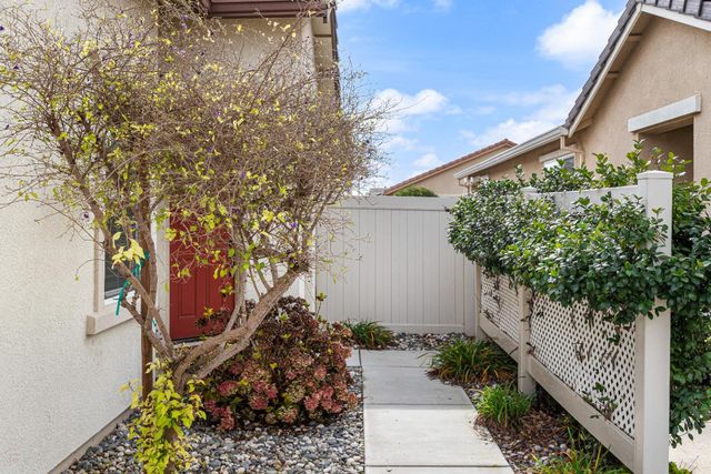 1644 Remington Oaks St, Manteca, CA 95336