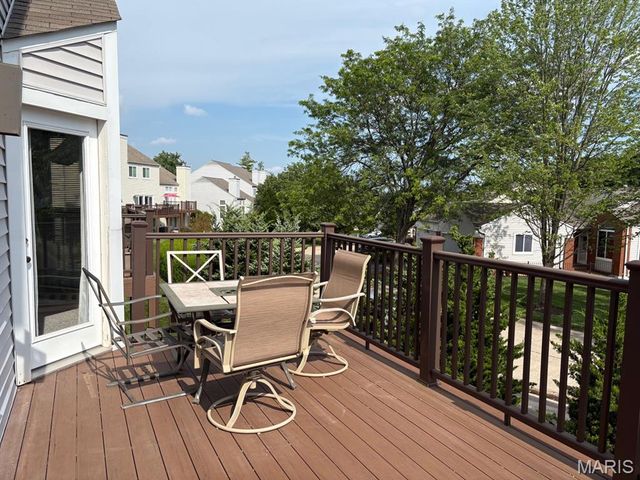 1716 Highview Circle Court, Ballwin, MO 63021