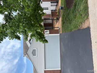 1716 Highview Circle Court, Ballwin, MO 63021