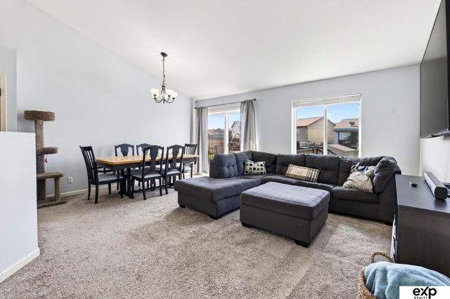 9133 Weber Street, Omaha, NE 68122