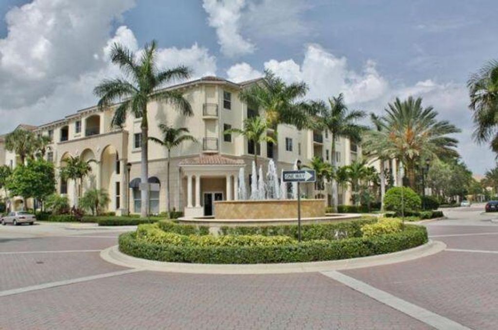 1205 Renaissance Way, Boynton Beach, FL 33426