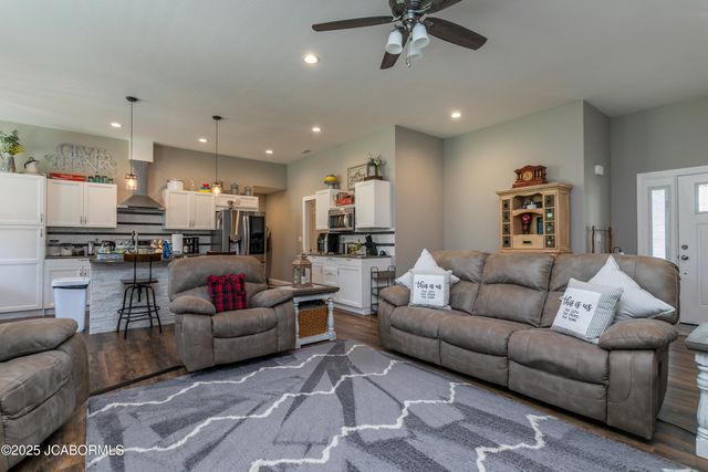 4870 REPUBLIC DRIVE, Ashland, MO 65010