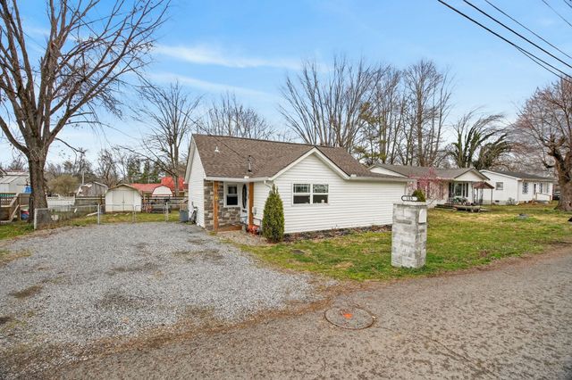 105 Bennett St, Portland, TN 37148