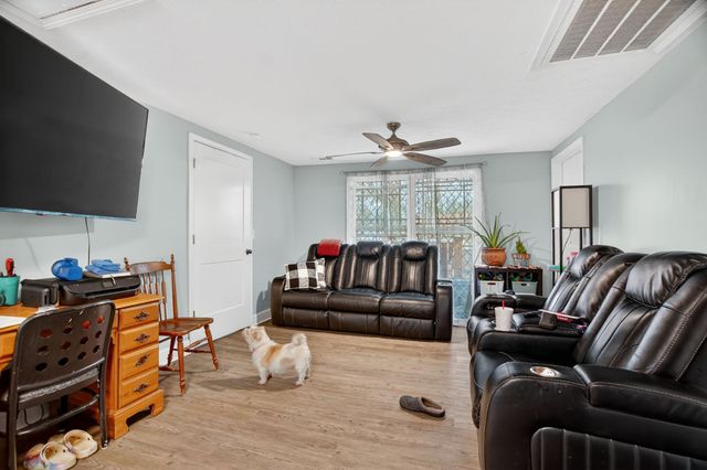 105 Bennett St, Portland, TN 37148