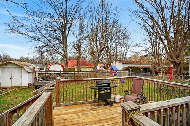 105 Bennett St, Portland, TN 37148