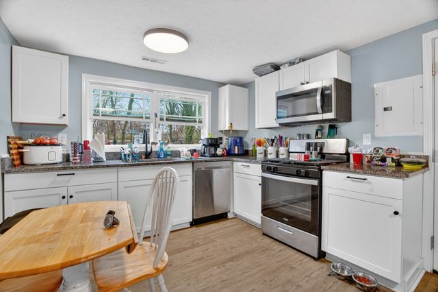 105 Bennett St, Portland, TN 37148