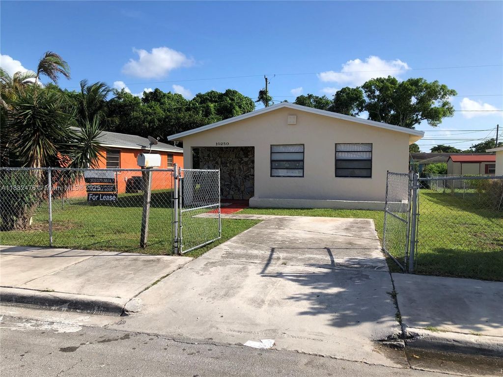10250 SW 172nd St, Miami, FL 33157