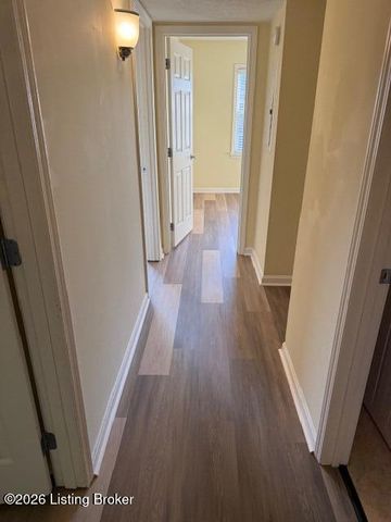 4825 Westmar Terrace 202, Louisville, KY 40222