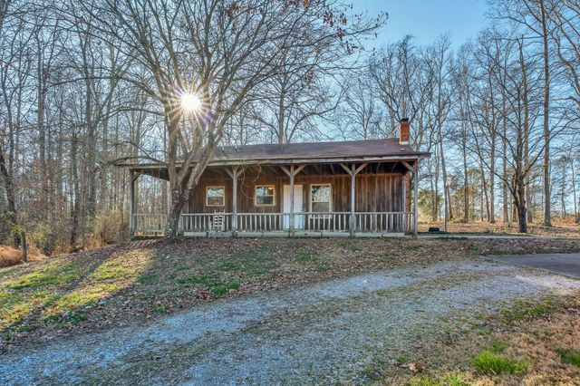 729 Rabbit Trail Rd, Five Points, TN 38457