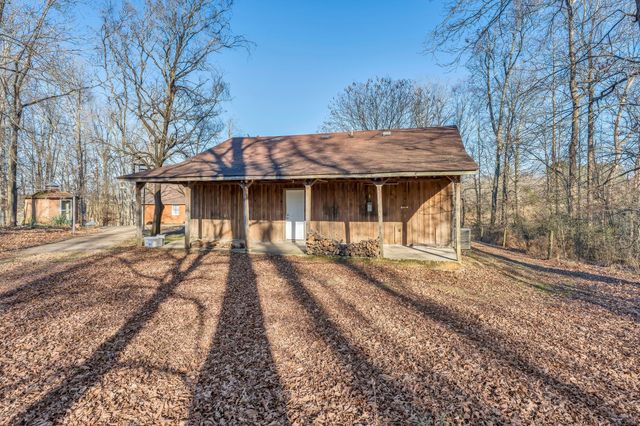729 Rabbit Trail Rd, Five Points, TN 38457