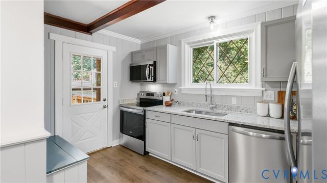 2301 Traymore Rd, North Chesterfield, VA 23235