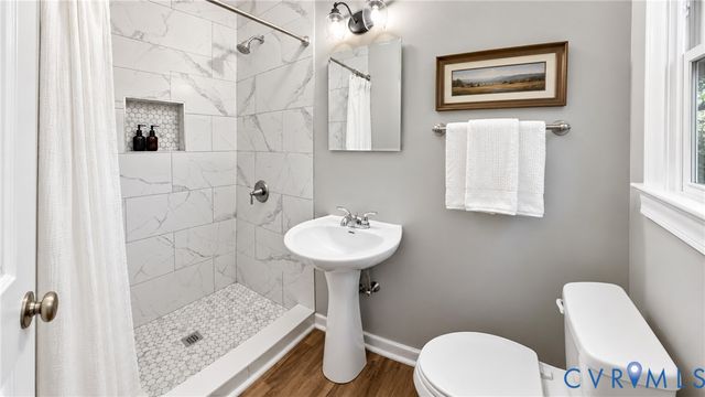 2301 Traymore Rd, North Chesterfield, VA 23235