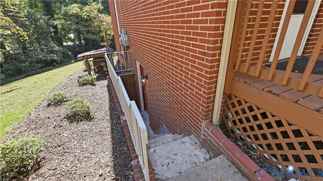 2301 Traymore Rd, North Chesterfield, VA 23235