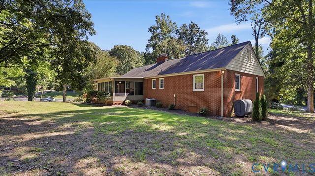 2301 Traymore Rd, North Chesterfield, VA 23235