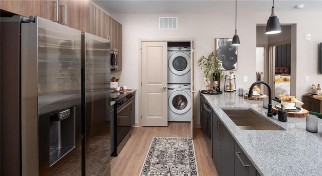 6000 Ava Ave B2, Gainesville, GA 30504