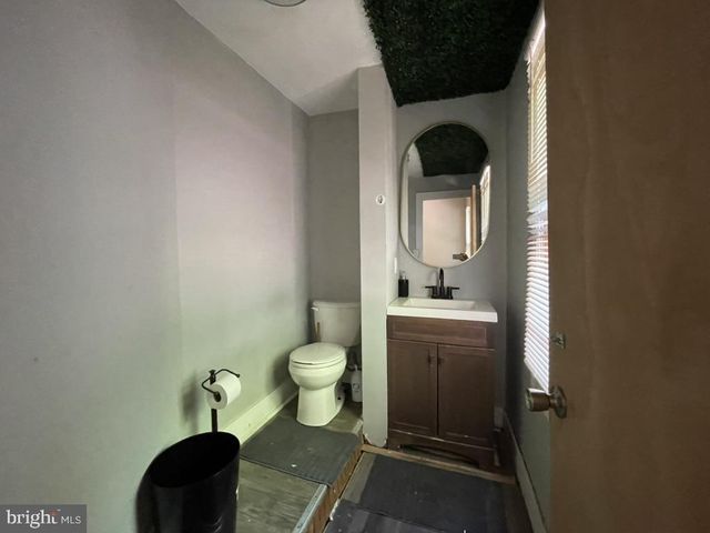 2114 GREEN ST, Harrisburg, PA 17110