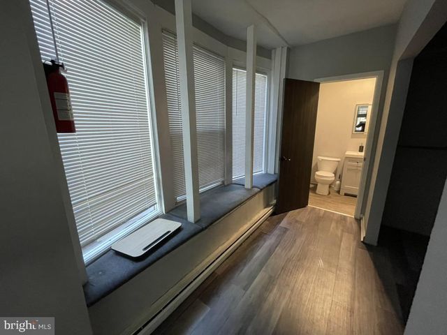 2114 GREEN ST, Harrisburg, PA 17110