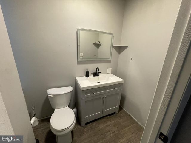 2114 GREEN ST, Harrisburg, PA 17110