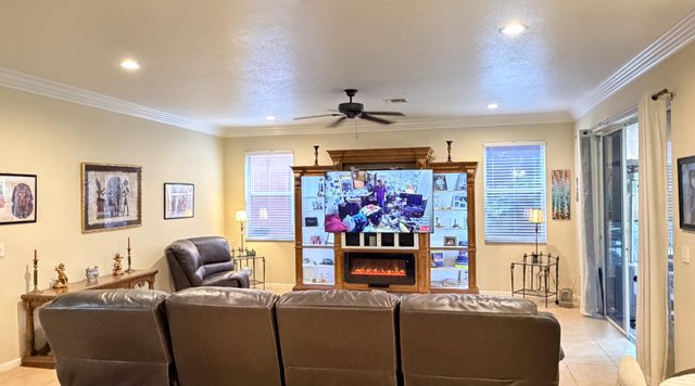 2236 Ridgewood Circle, Royal Palm Beach, FL 33411