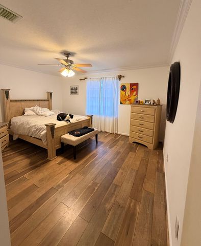 2236 Ridgewood Circle, Royal Palm Beach, FL 33411