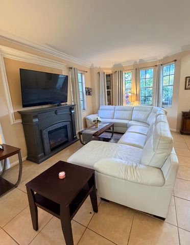 2236 Ridgewood Circle, Royal Palm Beach, FL 33411