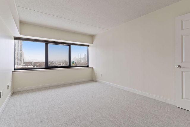 1920 S 1st Street 404, Minneapolis, MN 55454