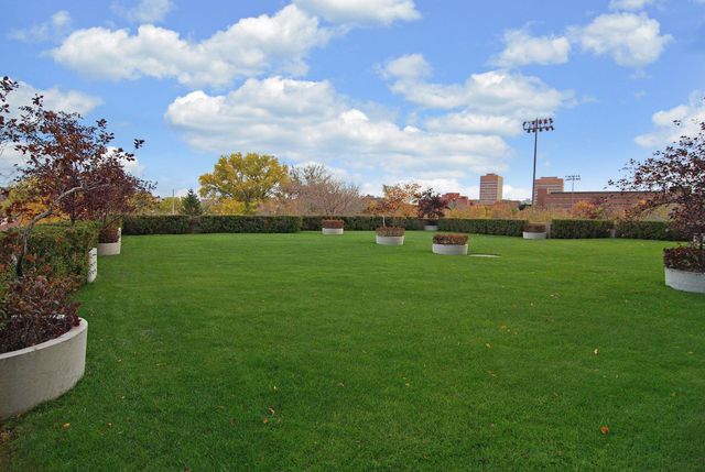 1920 S 1st Street 404, Minneapolis, MN 55454