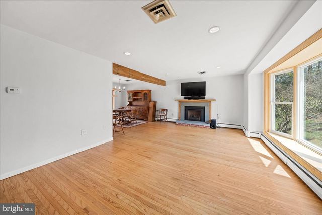 307 LONGWOOD DR, Chadds Ford, PA 19317