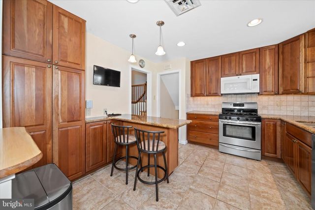 307 LONGWOOD DR, Chadds Ford, PA 19317