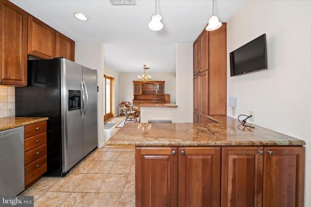 307 LONGWOOD DR, Chadds Ford, PA 19317