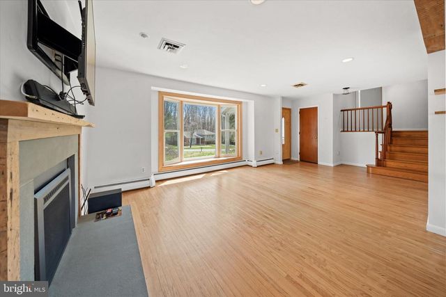 307 LONGWOOD DR, Chadds Ford, PA 19317