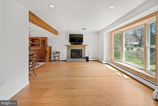 307 LONGWOOD DR, Chadds Ford, PA 19317