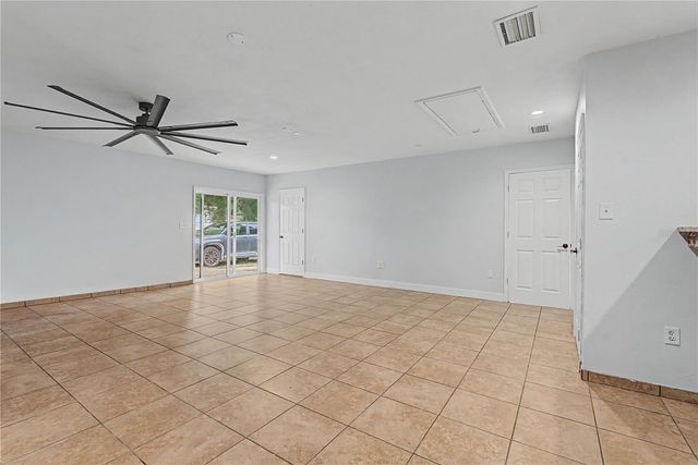 5160 NE COUNTY ROAD 340, High Springs, FL 32643