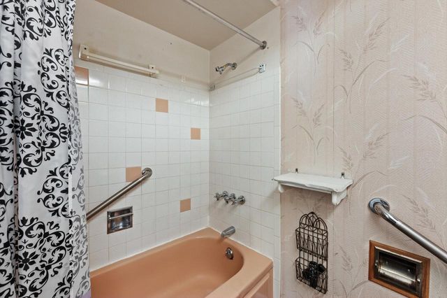 6430 N 48th COURT, Milwaukee, WI 53223