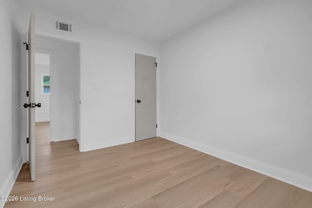 7108 Nathan Hale Way, Louisville, KY 40272