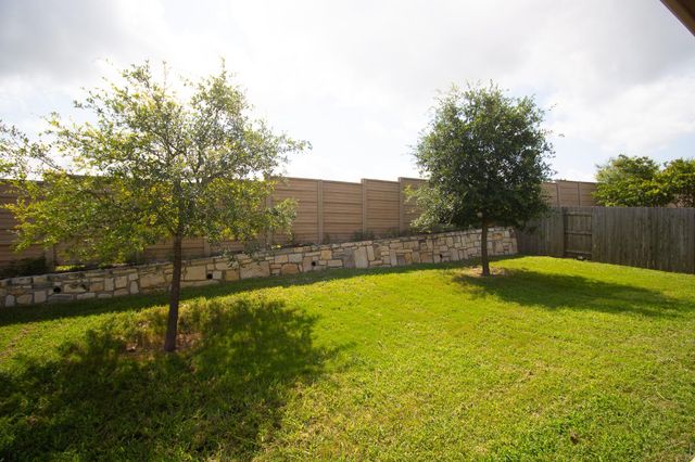 11417 American Mustang LOOP, Manor, TX 78653
