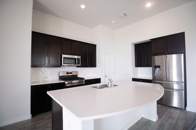 11417 American Mustang LOOP, Manor, TX 78653