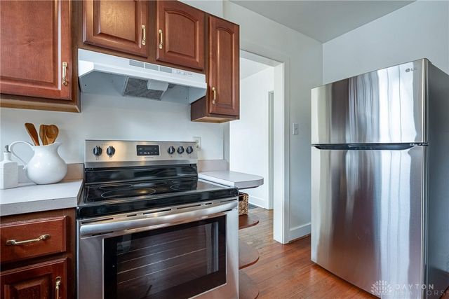 560 Irving Avenue, Oakwood, OH 45409