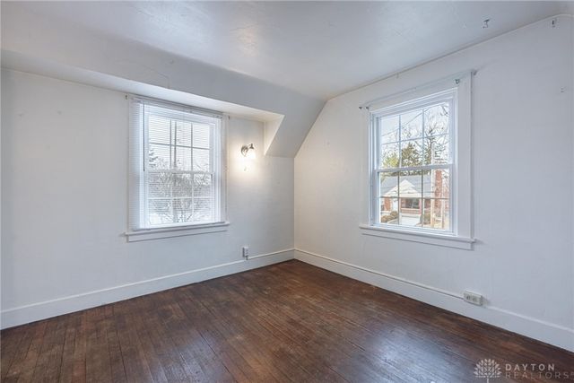 560 Irving Avenue, Oakwood, OH 45409