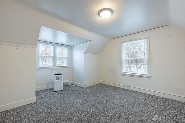 560 Irving Avenue, Oakwood, OH 45409