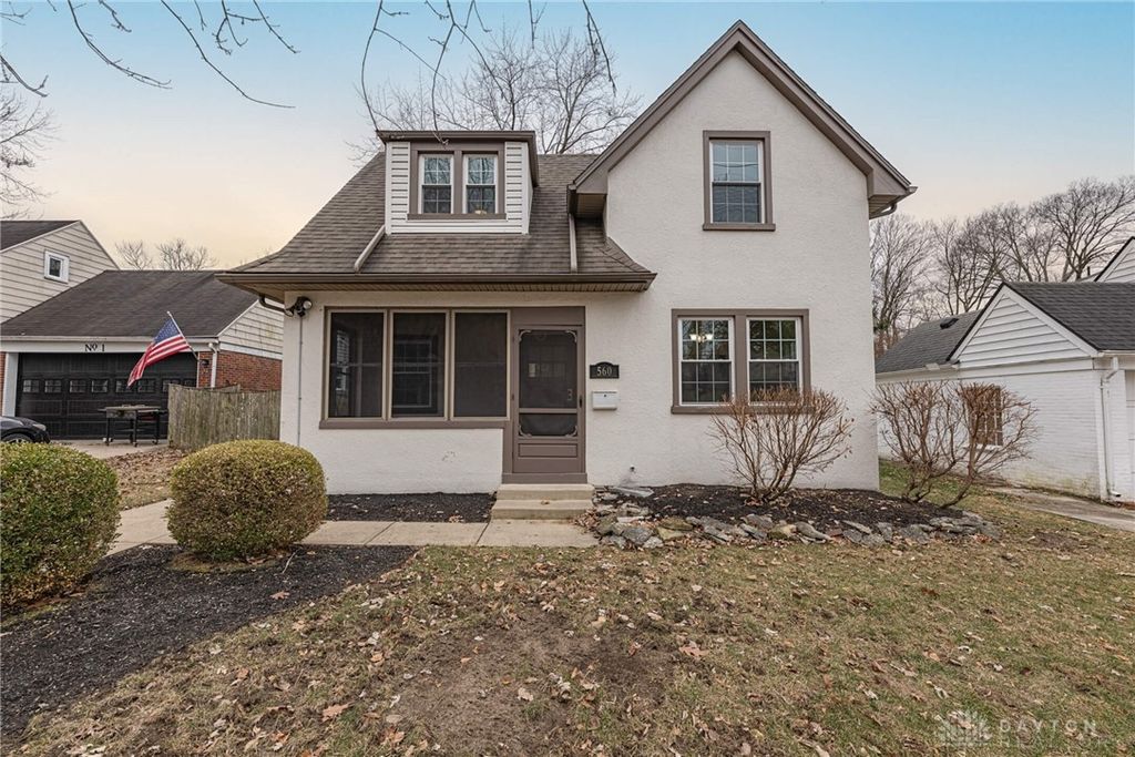 560 Irving Avenue, Oakwood, OH 45409
