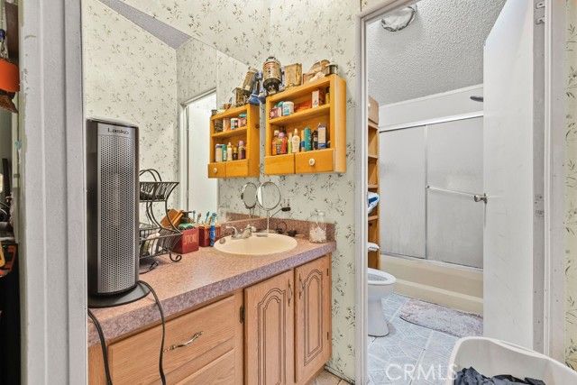 17860 Taylor Avenue, Bloomington, CA 92316