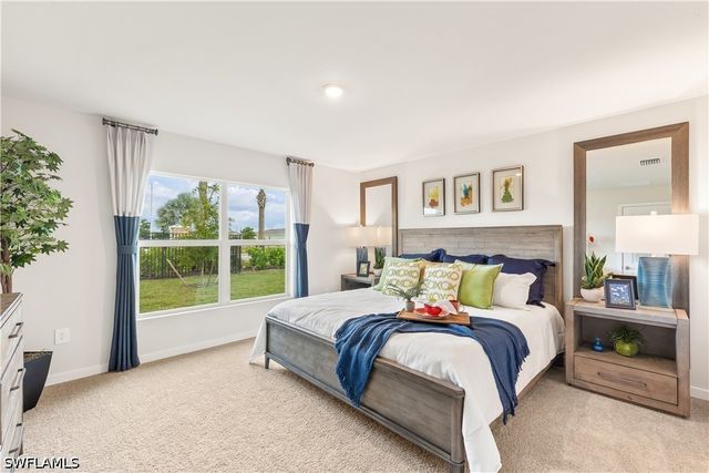 2687 STAR CORAL DR, North Fort Myers, FL 33903