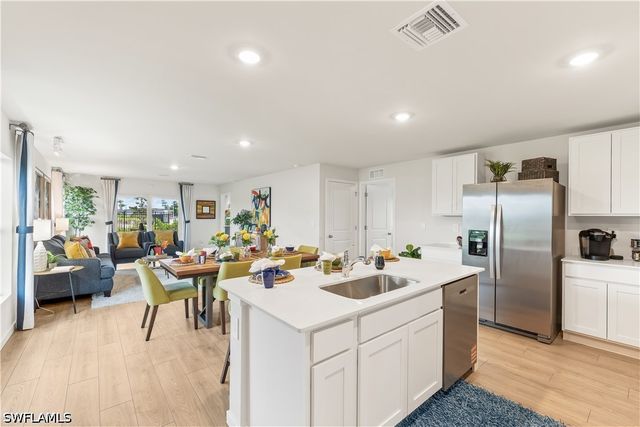 2687 STAR CORAL DR, North Fort Myers, FL 33903