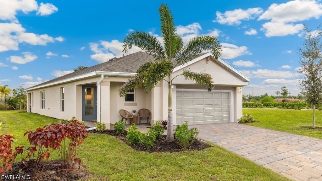 2687 STAR CORAL DR, North Fort Myers, FL 33903