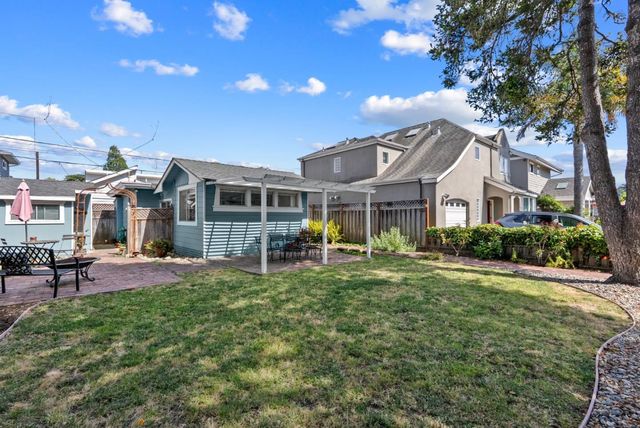 620 Sunset Drive, Capitola, CA 95010